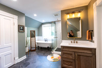LeeMasterBathroom-103