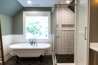 LeeMasterBathroom-104