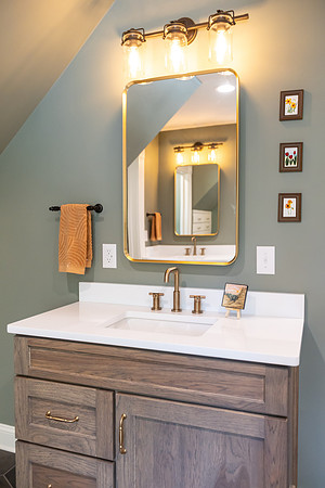 LeeMasterBathroom-107