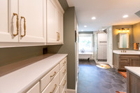 LeeMasterBathroom-112