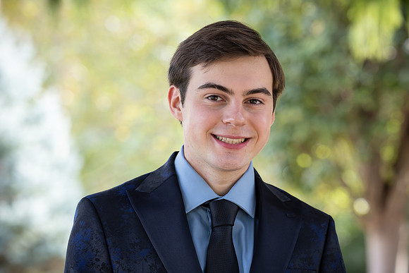 EthanYPASsenior-120