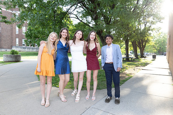 Maya&Friends8thgradedance-113