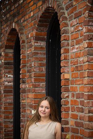 OliviaSenior-103