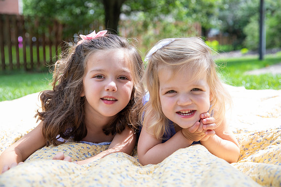 LucyandSarah-107