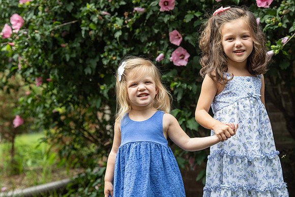 LucyandSarah-146