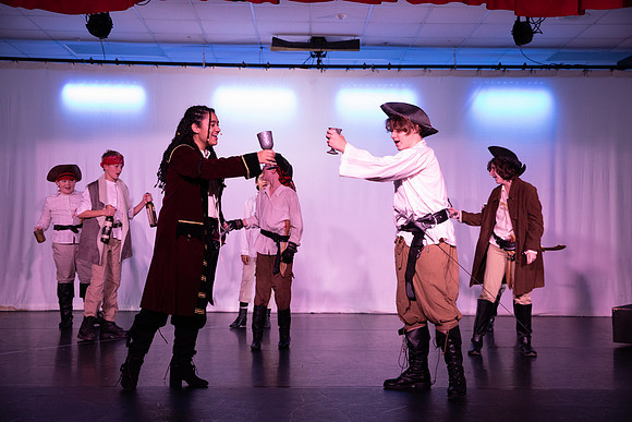 PiratesofPenzance-102