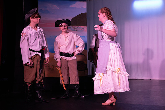 PiratesofPenzance-110