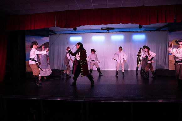 PiratesofPenzance-123