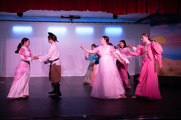 PiratesofPenzance-160