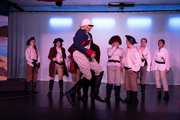 PiratesofPenzance-173