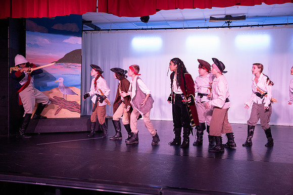 PiratesofPenzance-178