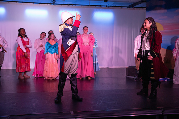 PiratesofPenzance-192