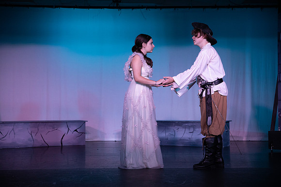 PiratesofPenzance-229
