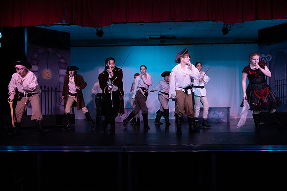 PiratesofPenzance-241