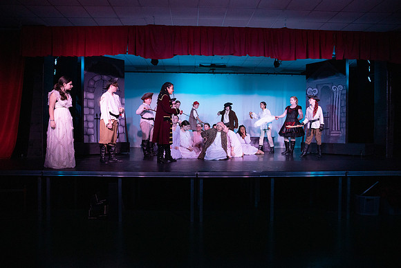 PiratesofPenzance-259