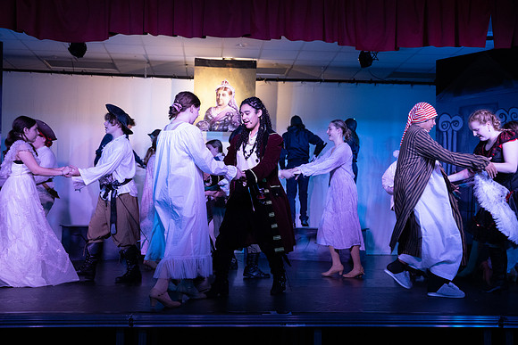 PiratesofPenzance-273