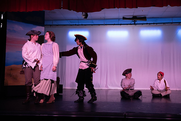 PiratesofPenzance-311