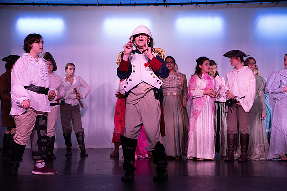 PiratesofPenzance-383