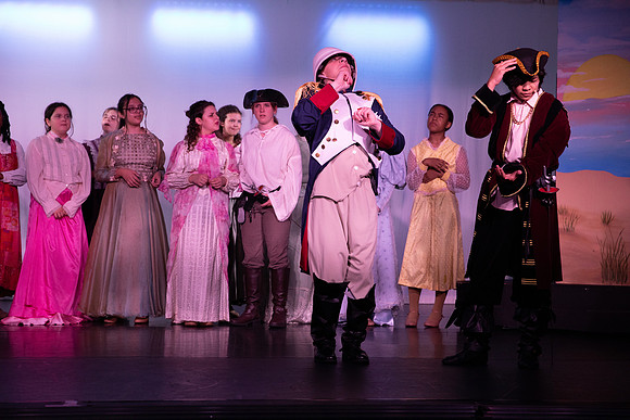 PiratesofPenzance-385