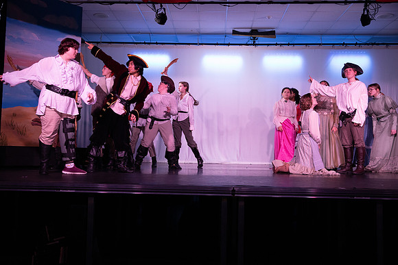 PiratesofPenzance-394