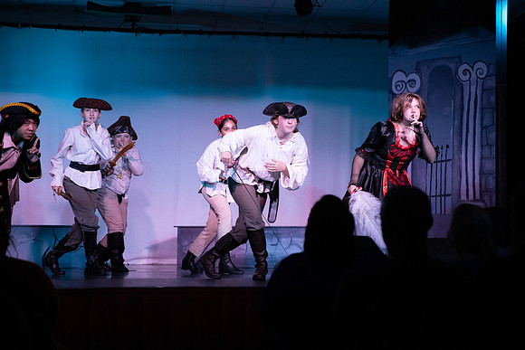 PiratesofPenzance-455