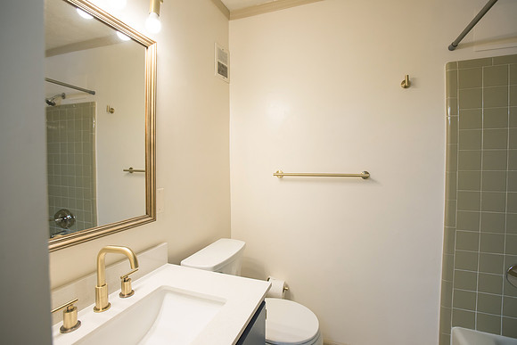Gunston106