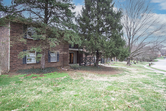 Gunston124
