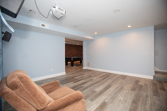TopWalnutLoop147