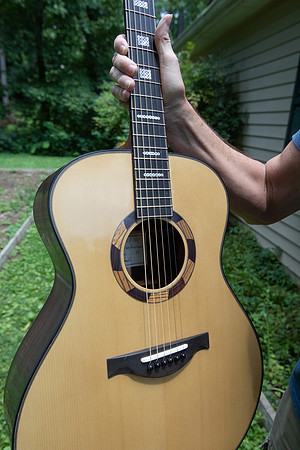 ronsguitar-110
