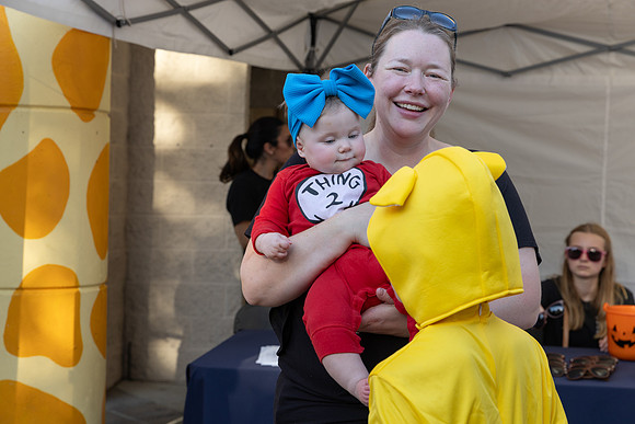 KFIBOOattheZOO-200